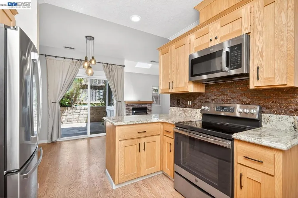 3861 Vine St Pleasanton, CA 94566