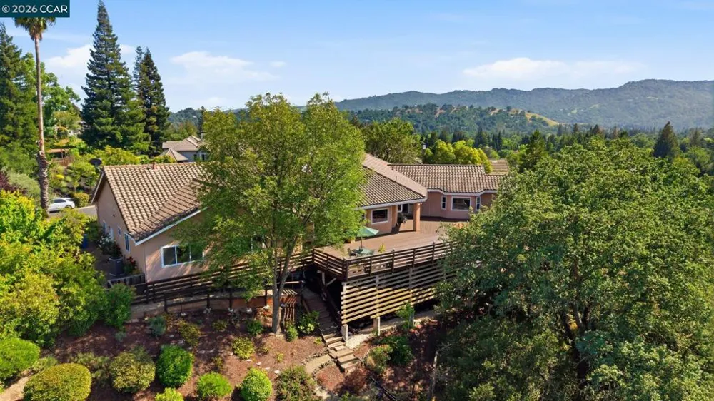 2426 Heritage Oaks Dr Alamo, CA 94507