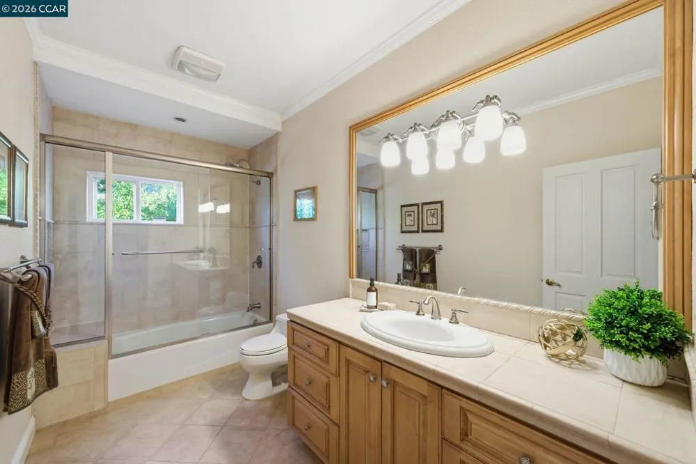 2426 Heritage Oaks Dr Alamo, CA 94507