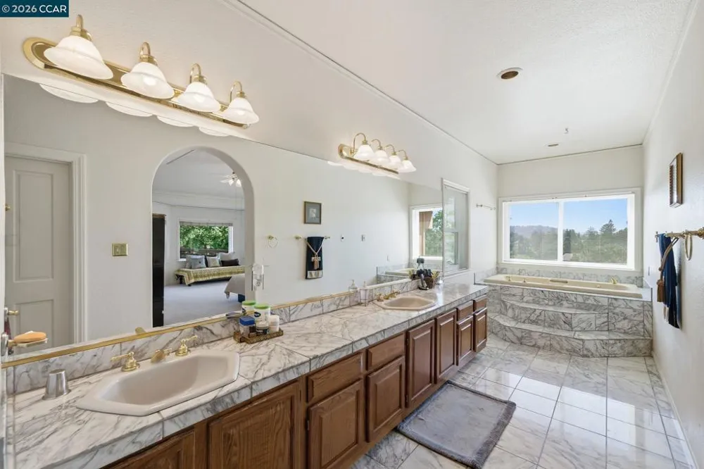 2426 Heritage Oaks Dr Alamo, CA 94507