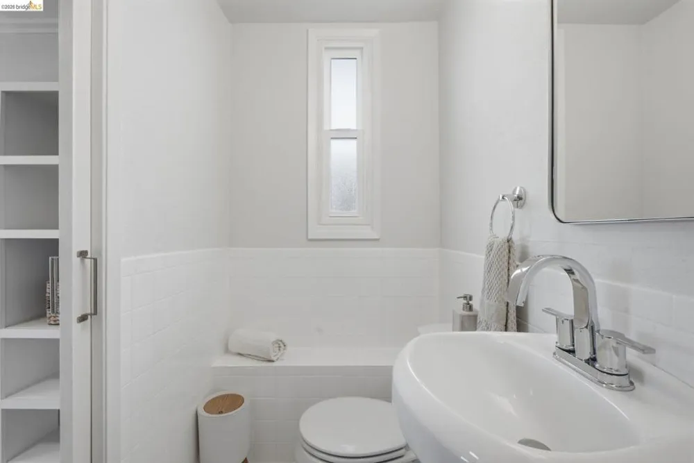 2317 Mira Vista Dr El Cerrito, CA 94530