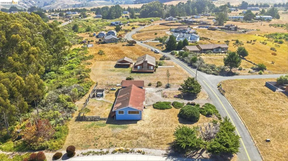 295 Los Santos Dr Bodega Bay, CA 94923
