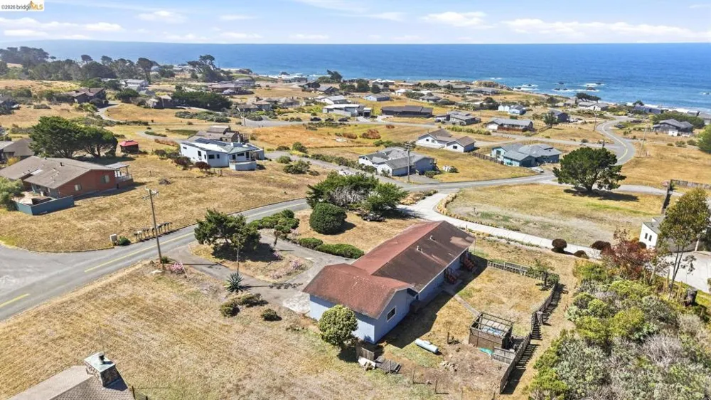295 Los Santos Dr Bodega Bay, CA 94923