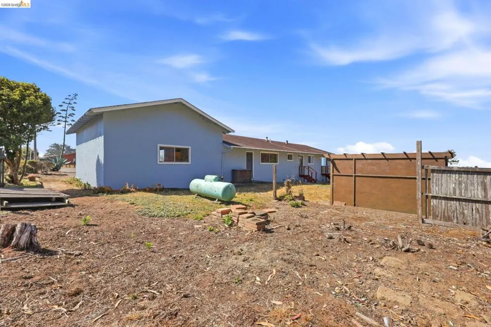 295 Los Santos Dr Bodega Bay, CA 94923