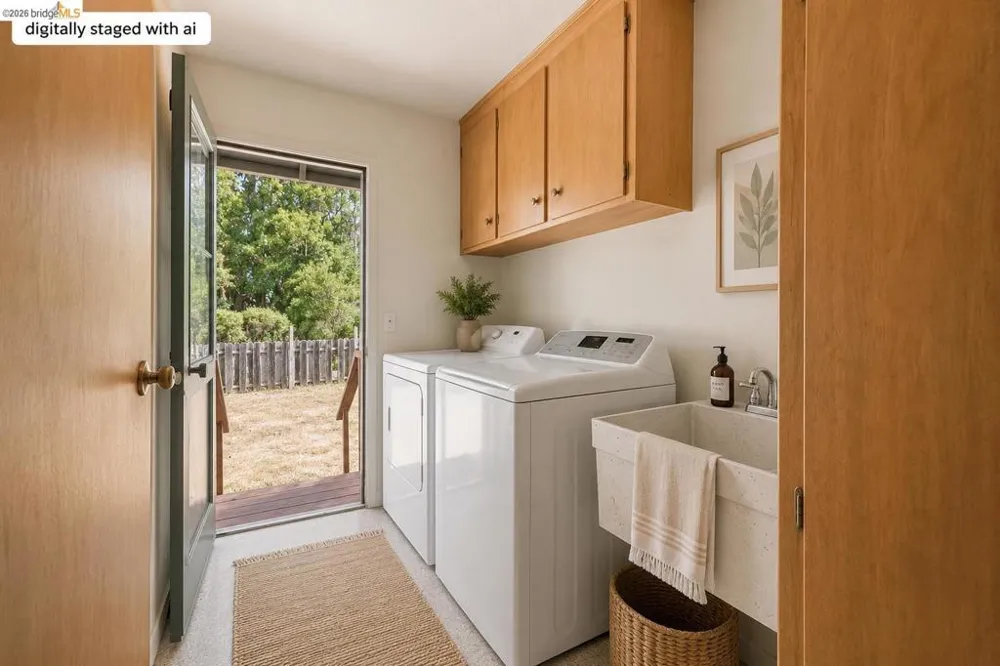 295 Los Santos Dr Bodega Bay, CA 94923
