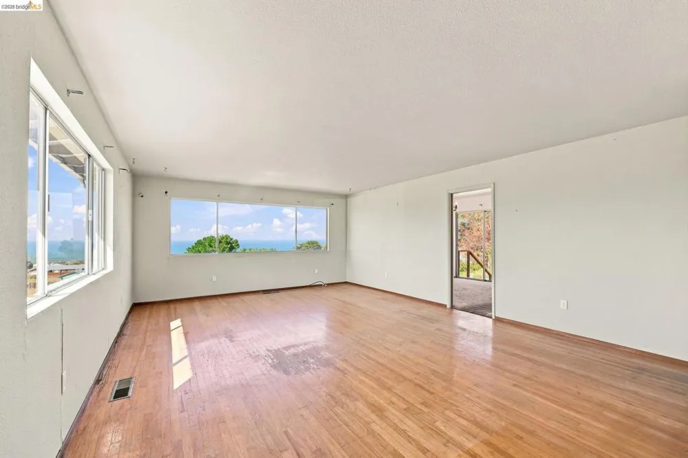 295 Los Santos Dr Bodega Bay, CA 94923