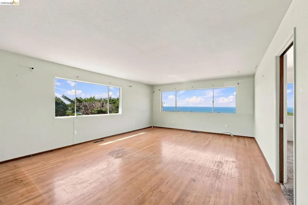 295 Los Santos Dr Bodega Bay, CA 94923