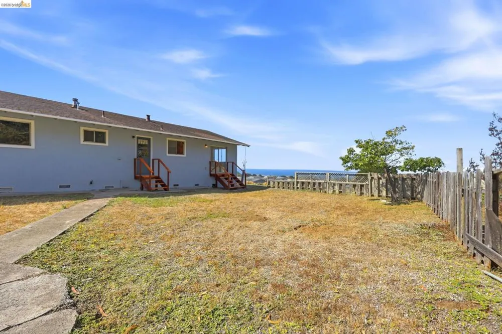 295 Los Santos Dr Bodega Bay, CA 94923