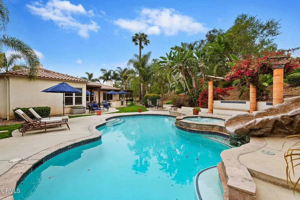 1707 Corte Jubilo Camarillo, CA 93012