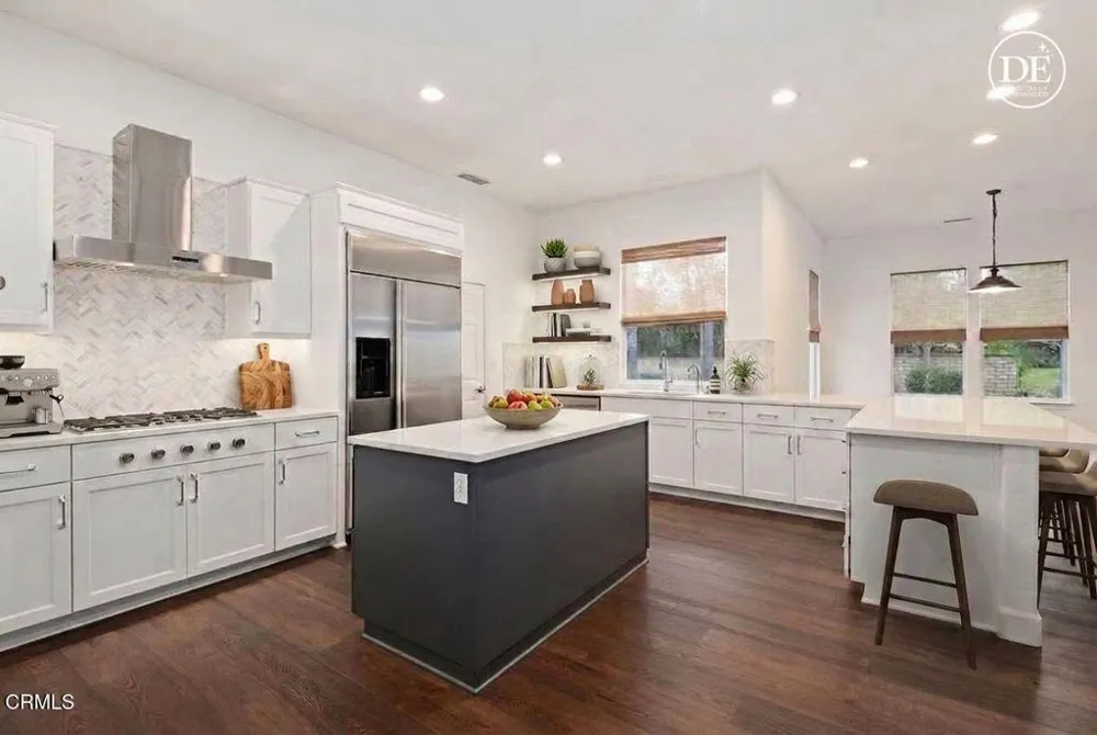 1707 Corte Jubilo Camarillo, CA 93012