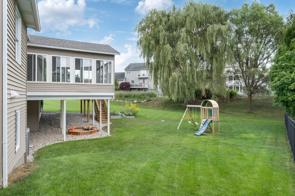 4466 Lytham Drive Hudsonville, MI 49426