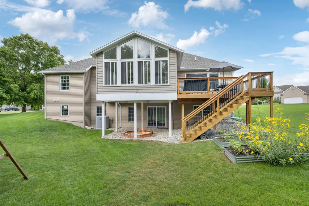 4466 Lytham Drive Hudsonville, MI 49426