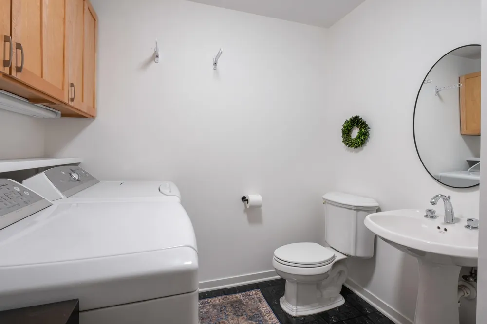 4466 Lytham Drive Hudsonville, MI 49426