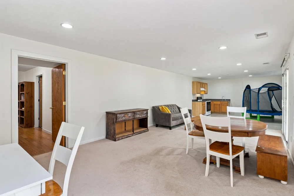 4466 Lytham Drive Hudsonville, MI 49426