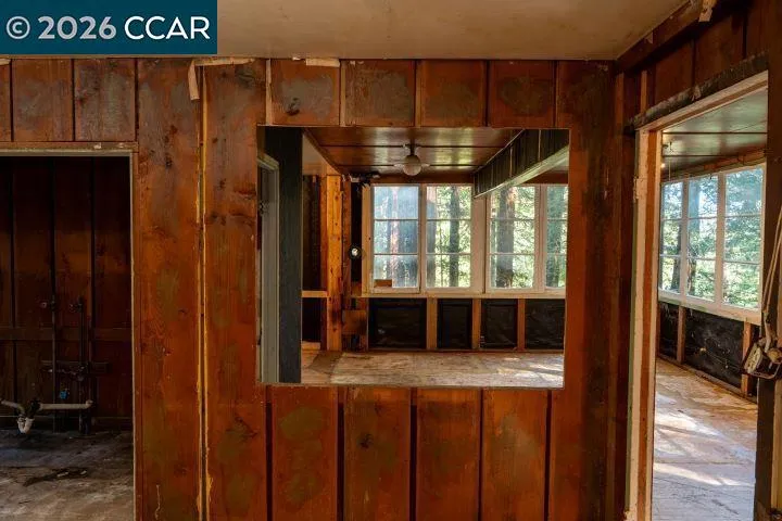 17850 Santa Rosa Ave Guerneville, CA 95446