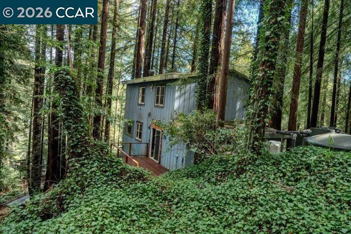 17850 Santa Rosa Ave Guerneville, CA 95446