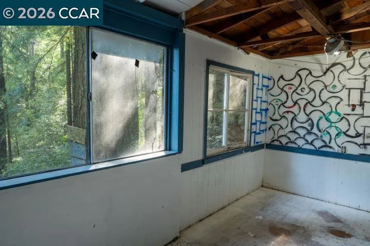17850 Santa Rosa Ave Guerneville, CA 95446