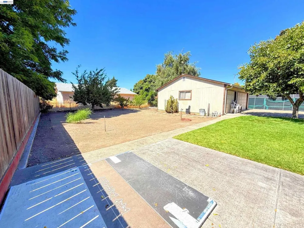2241 W Avenue 135Th San Leandro, CA 94577