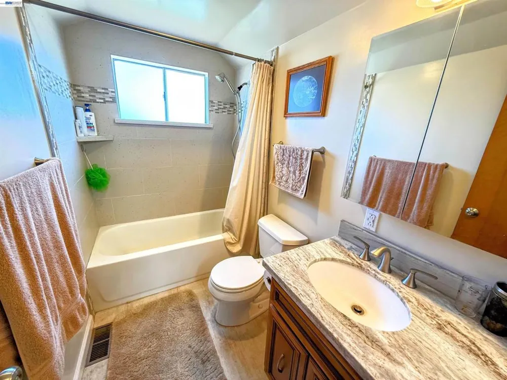 2241 W Avenue 135Th San Leandro, CA 94577