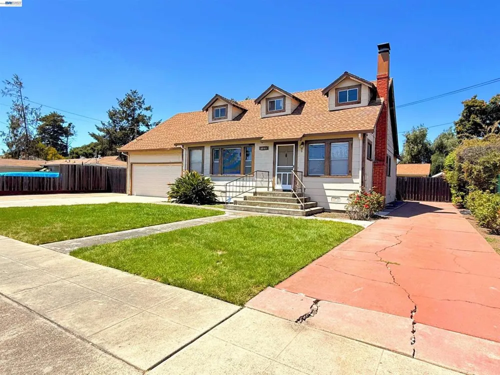 2241 W Avenue 135Th San Leandro, CA 94577