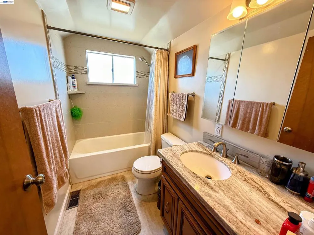 2241 W Avenue 135Th San Leandro, CA 94577