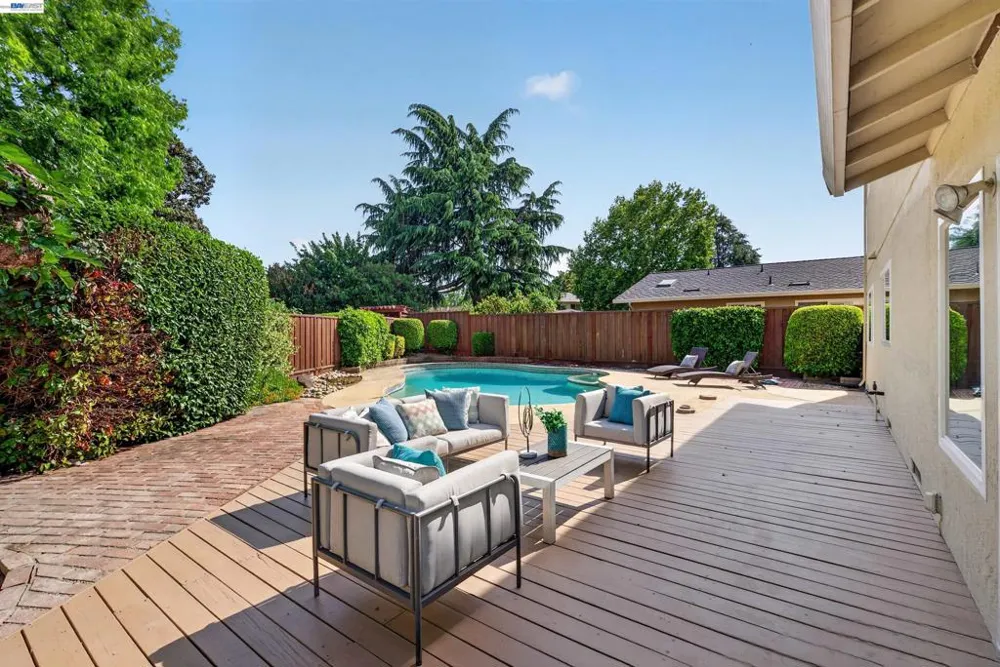 2865 Longspur Way Pleasanton, CA 94566