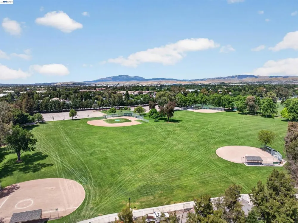 2865 Longspur Way Pleasanton, CA 94566