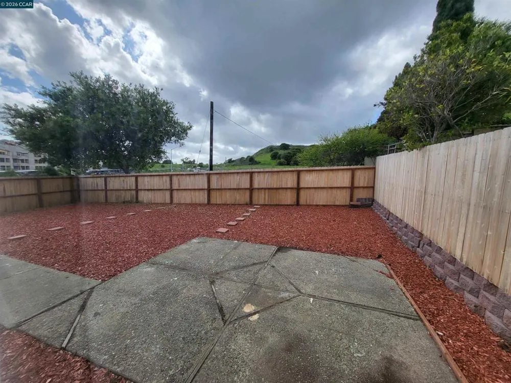 4001 Mozart Dr Richmond, CA 94803