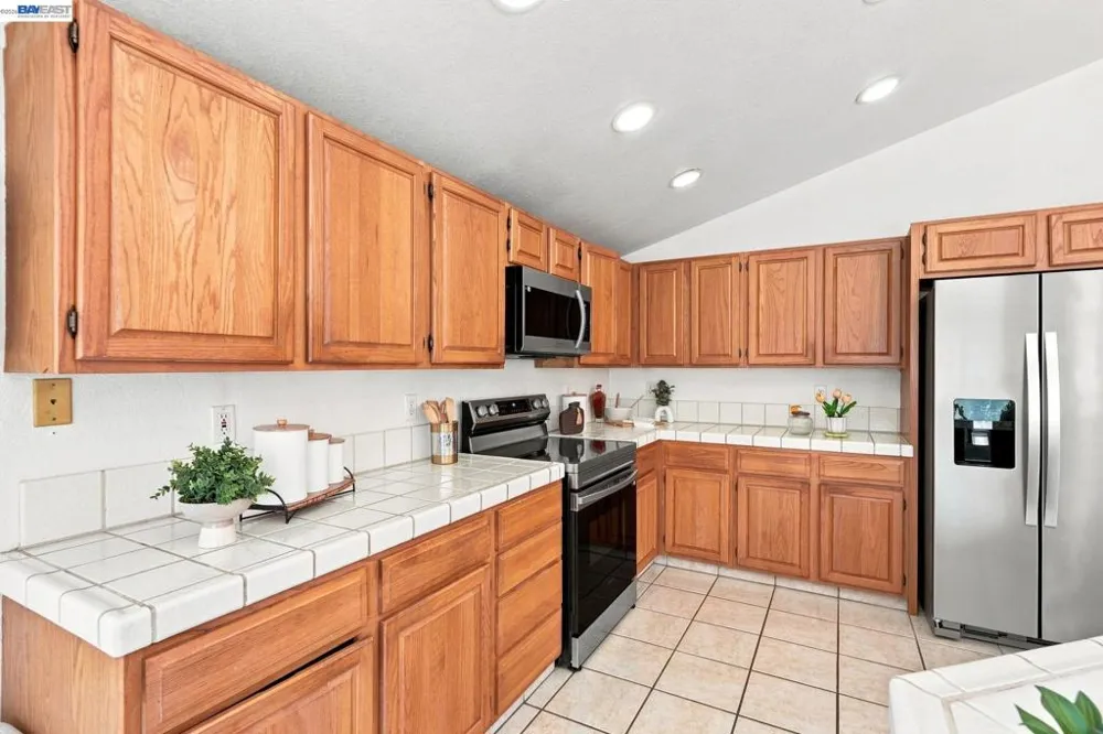 1520 Deer Run Ln Tracy, CA 95376