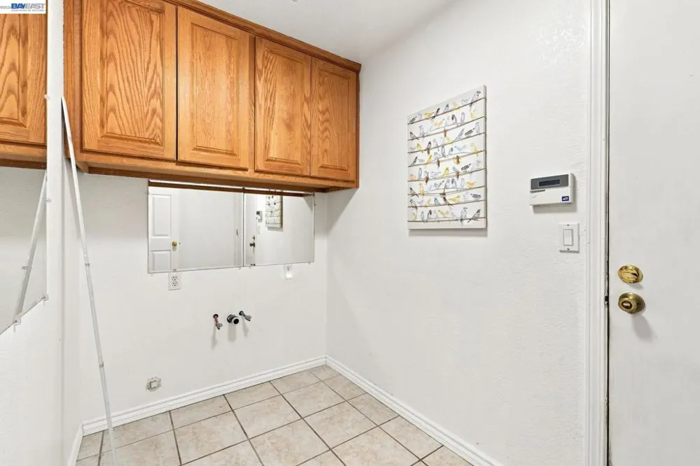 1520 Deer Run Ln Tracy, CA 95376