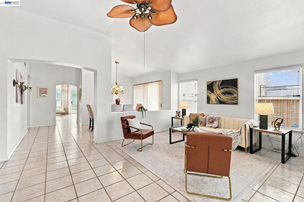 1520 Deer Run Ln Tracy, CA 95376