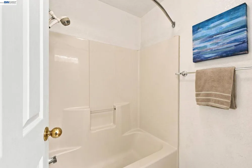 1520 Deer Run Ln Tracy, CA 95376