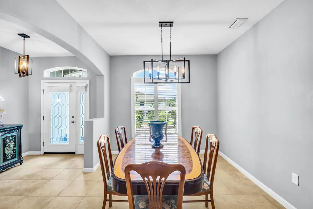 539 Easton Forest Circle SE Palm Bay, FL 32909