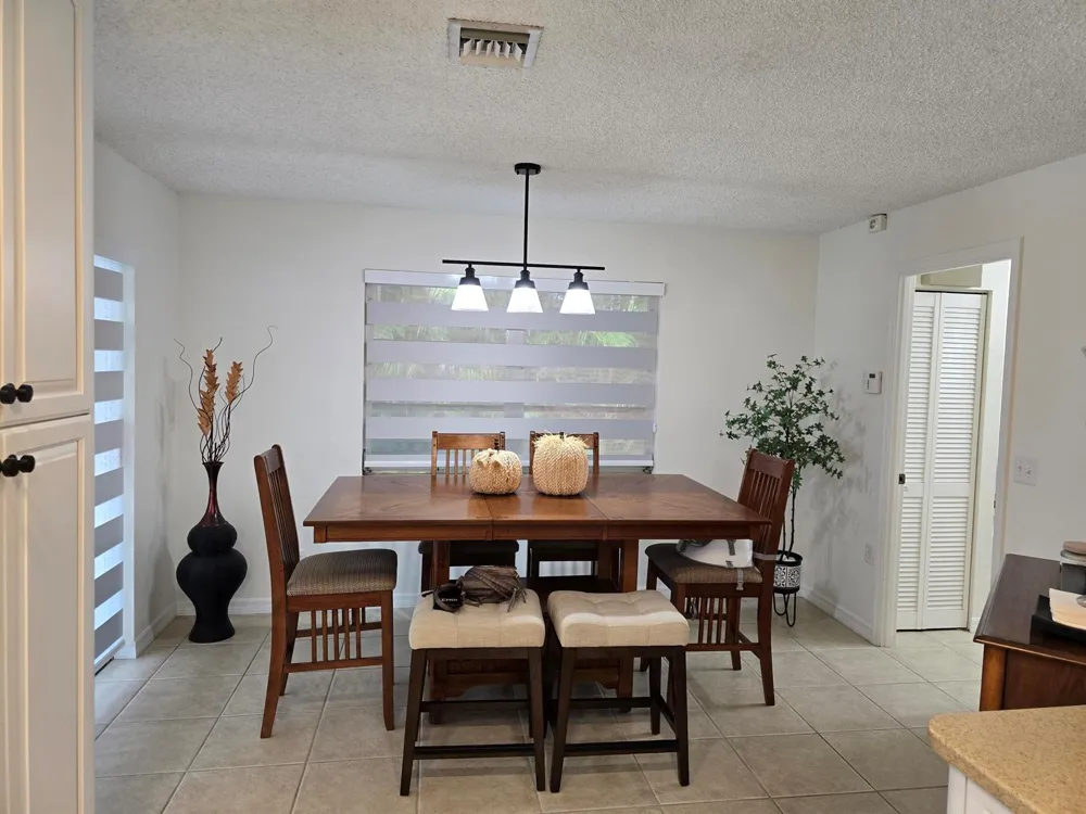 939 HIBISCUS DRIVE Royal Palm Beach, FL 33411