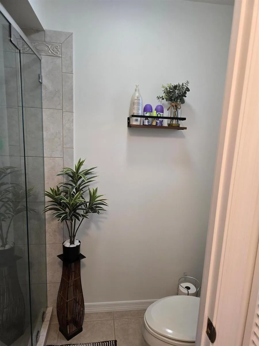 939 HIBISCUS DRIVE Royal Palm Beach, FL 33411