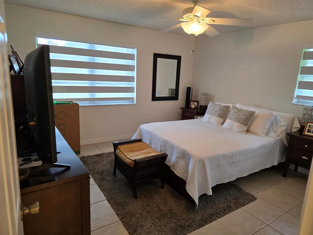 939 HIBISCUS DRIVE Royal Palm Beach, FL 33411