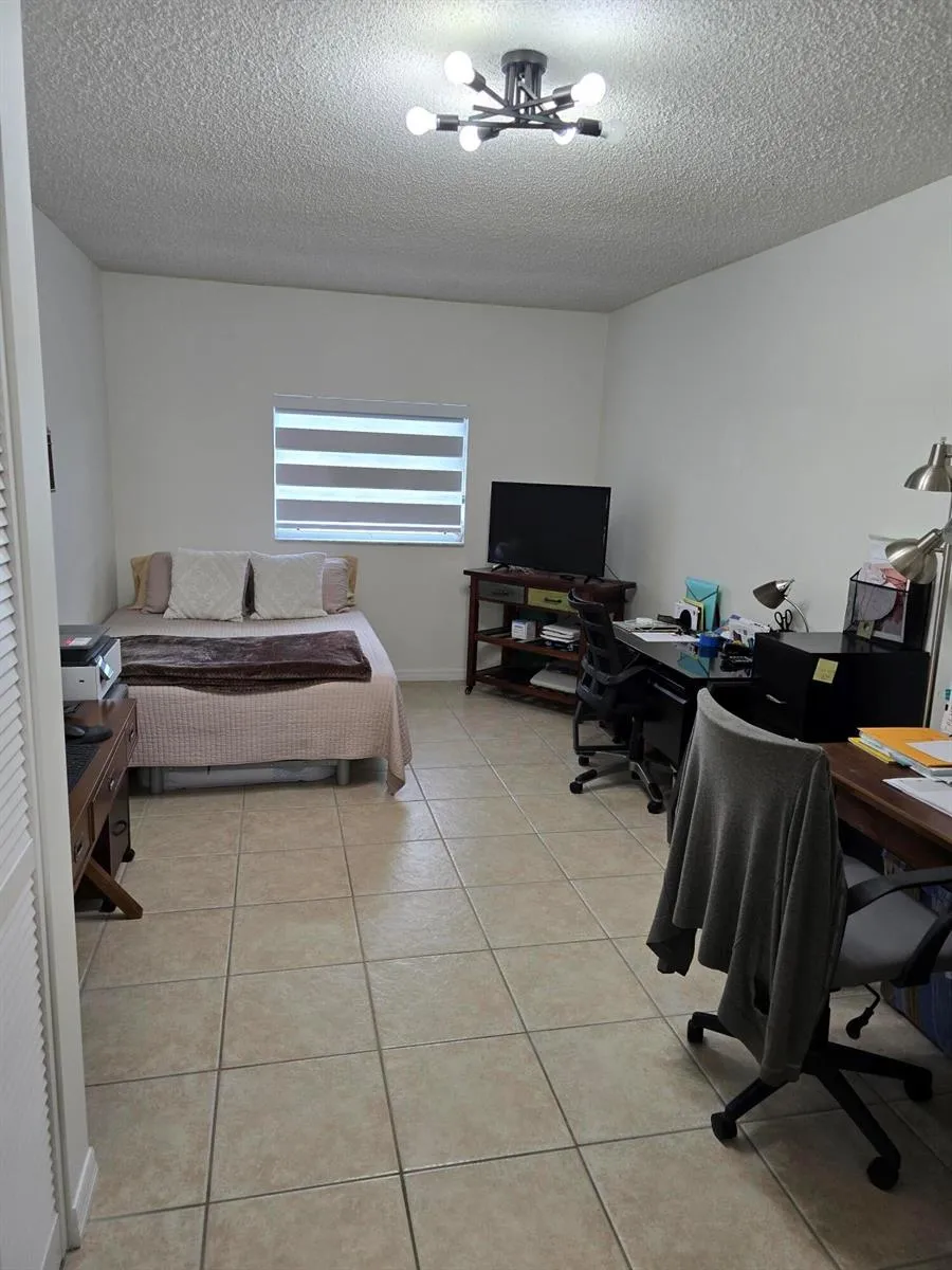 939 HIBISCUS DRIVE Royal Palm Beach, FL 33411