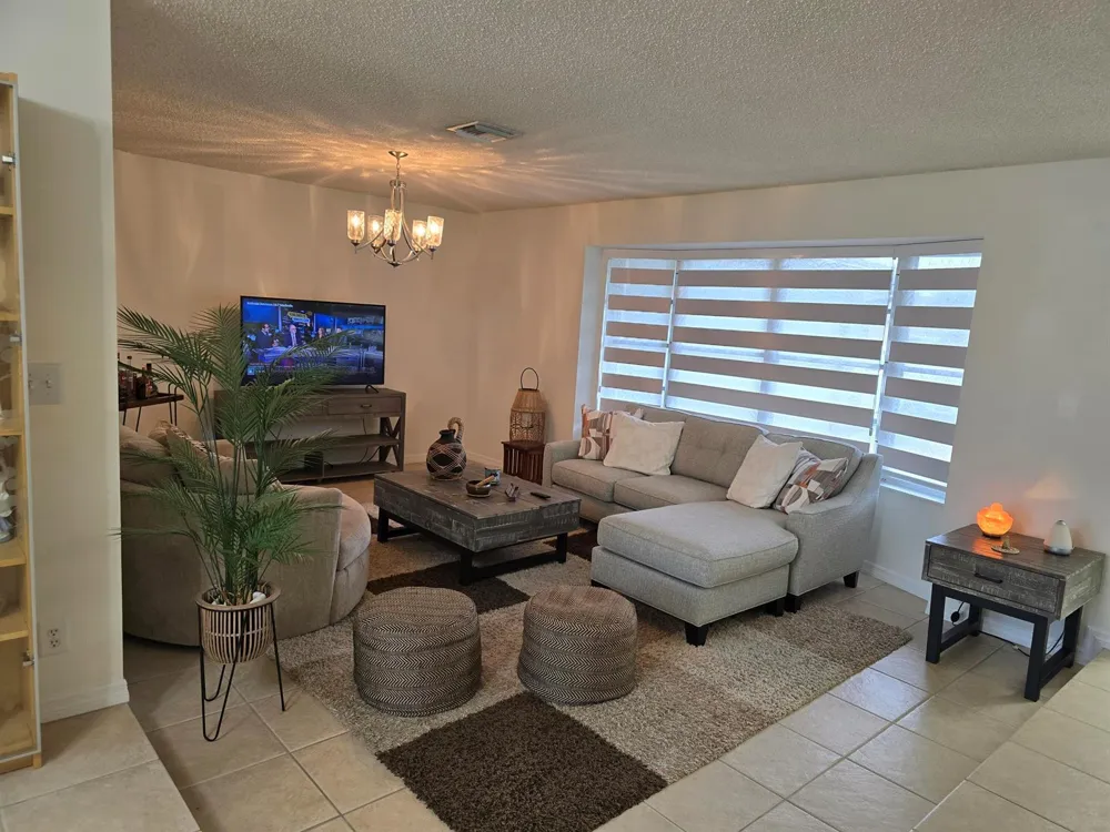 939 HIBISCUS DRIVE Royal Palm Beach, FL 33411