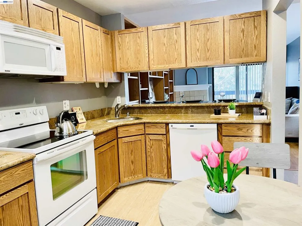 320 Villa Way Walnut Creek, CA 94595