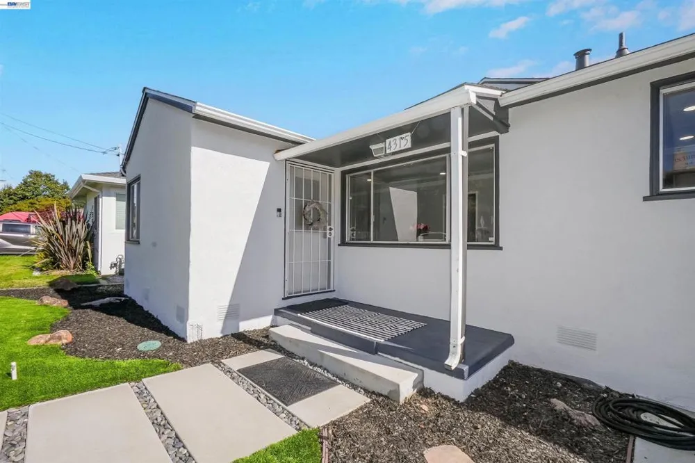 4315 Omega Ave Castro Valley, CA 94546