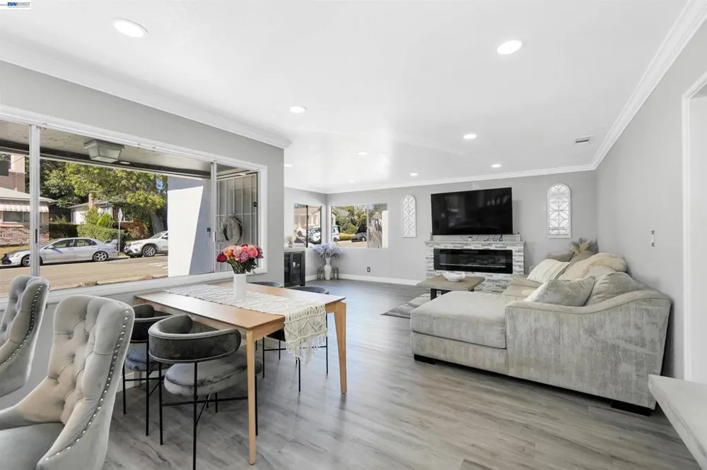 4315 Omega Ave Castro Valley, CA 94546