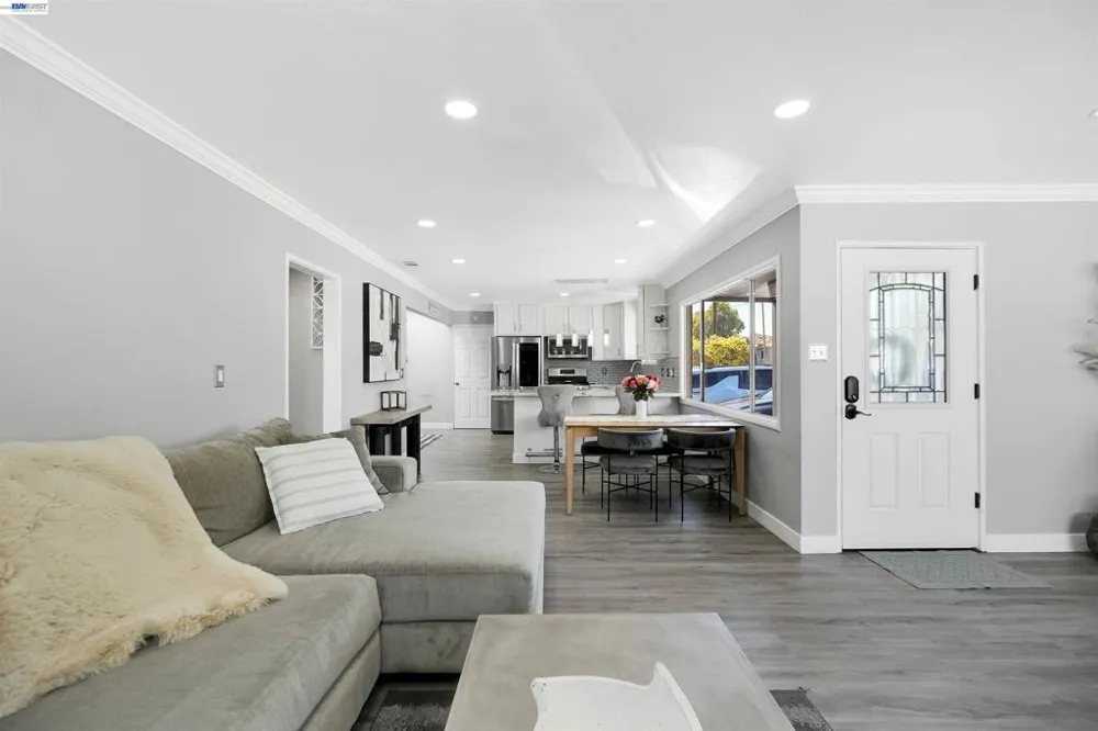 4315 Omega Ave Castro Valley, CA 94546