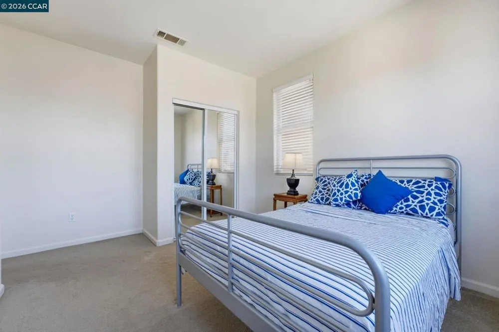 2147 Tsushima St Hercules, CA 94547