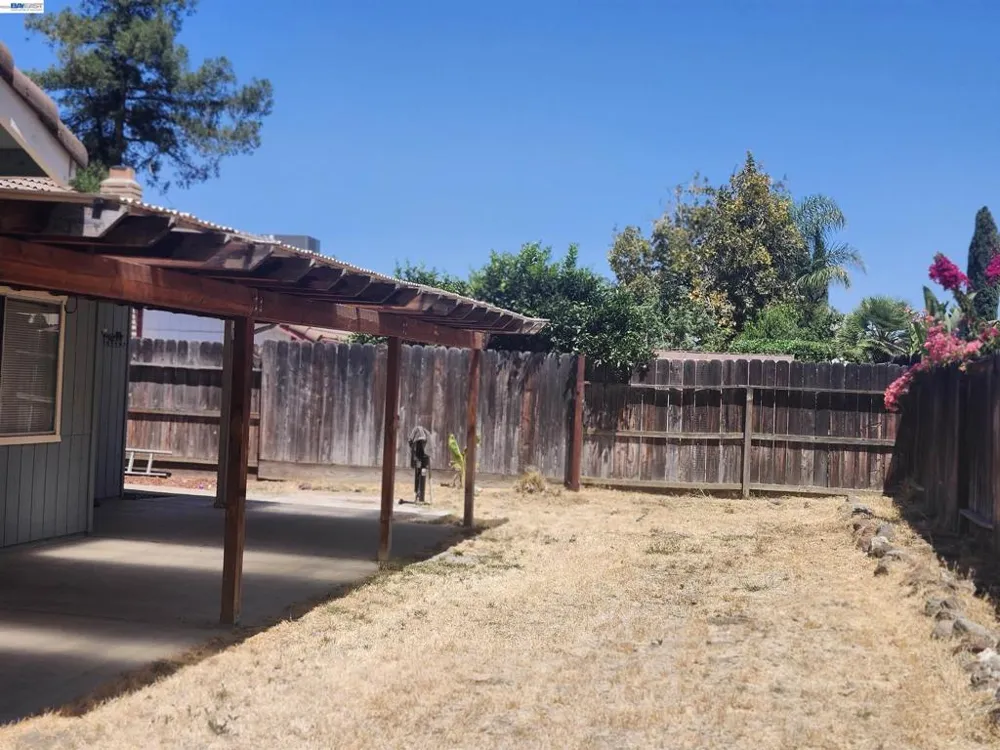 2930 Lincoln Blvd Tracy, CA 95376