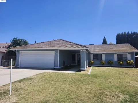 2930 Lincoln Blvd