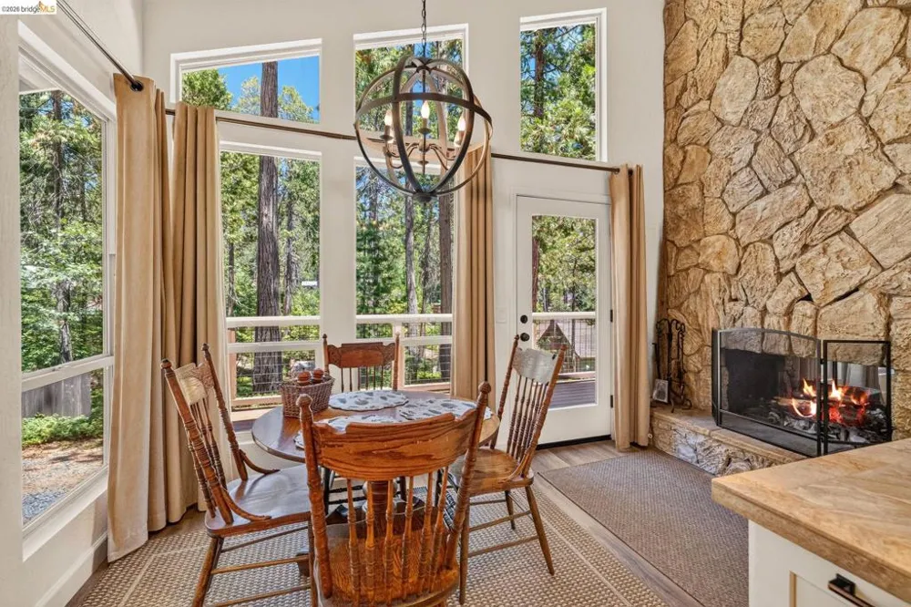 22790 Bret Harte Dr Twain Harte, CA 95383