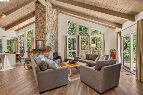 22790 Bret Harte Dr