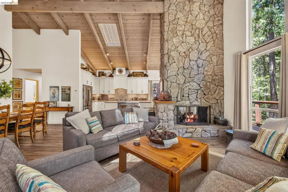 22790 Bret Harte Dr Twain Harte, CA 95383