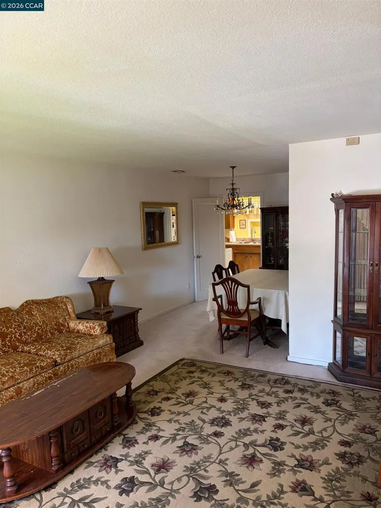 165 Linda Vista Ave Pittsburg, CA 94565