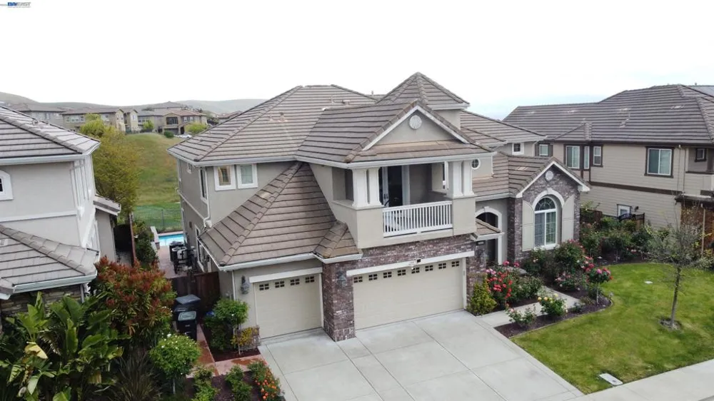 5637 Saddle Creek Ter Dublin, CA 94568